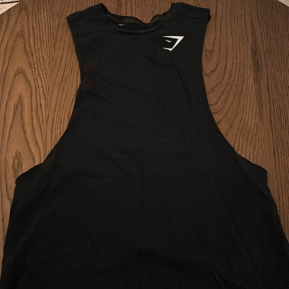 Gym shark muscle tee